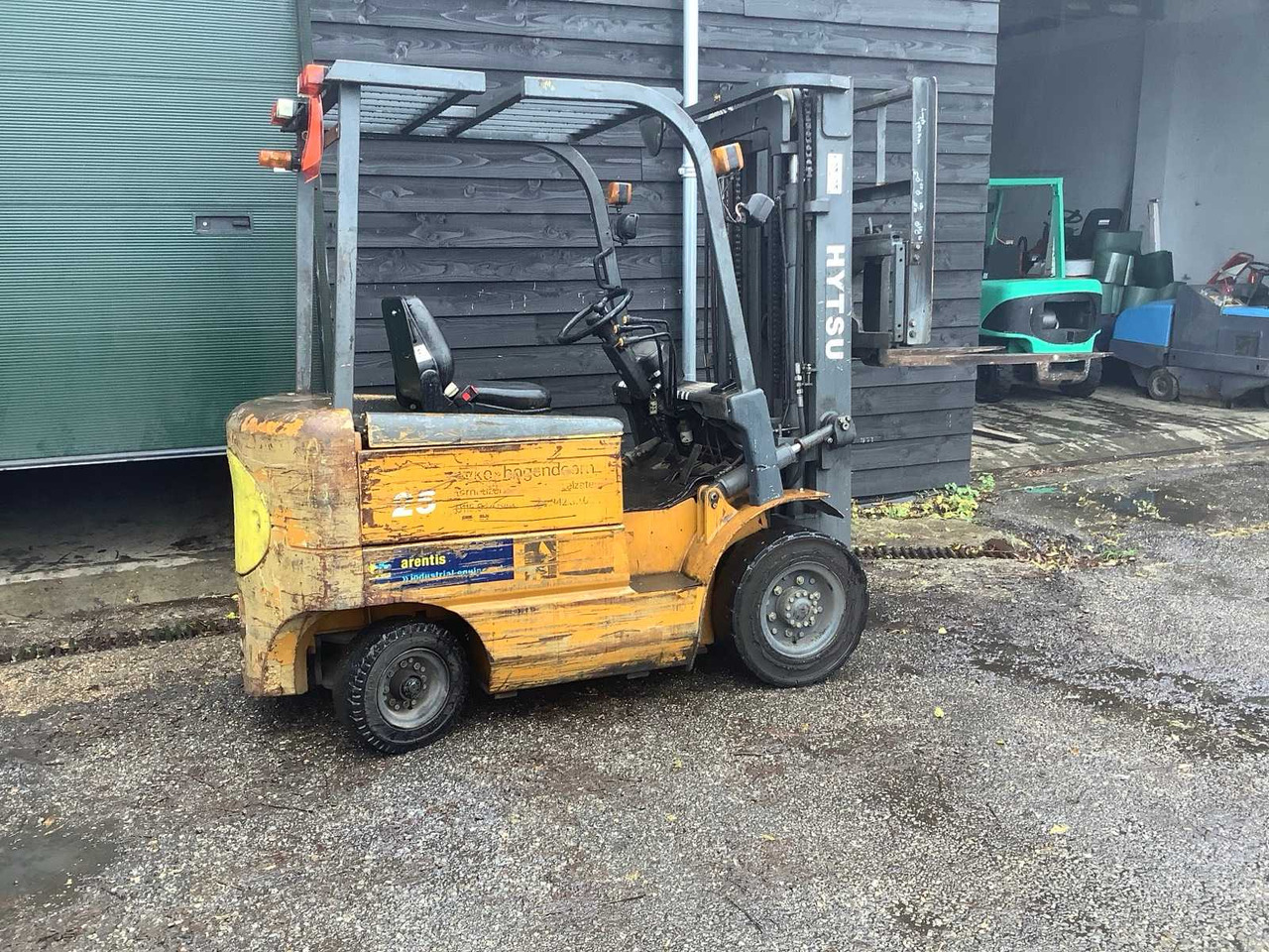 2006 HYTSU CPD25 FORKLIFT - Вилочный погрузчик: фото 2 2006 HYTSU CPD25 FORKLIFT - Вилочный погрузчик: фото 2