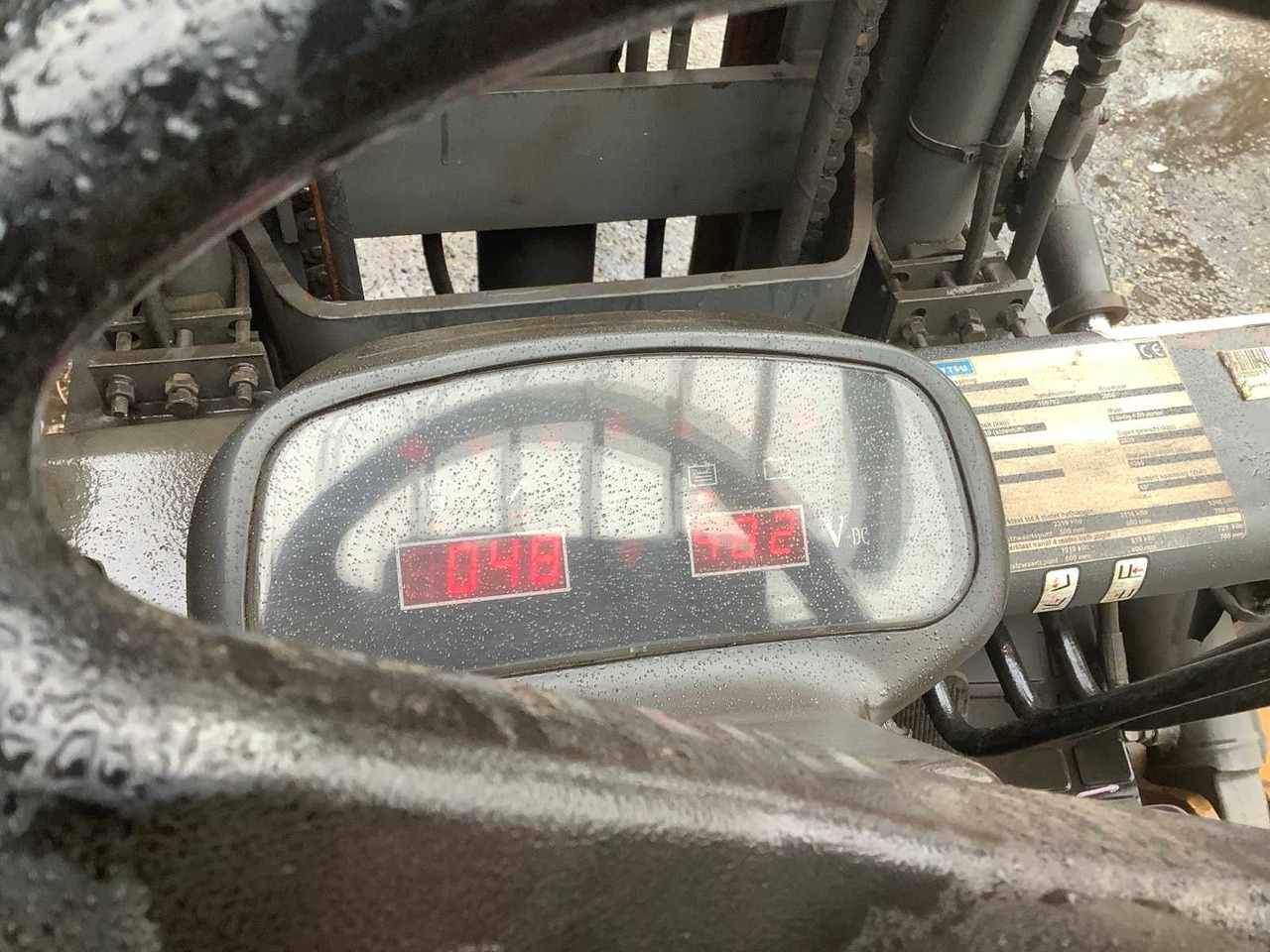 2006 HYTSU CPD25 FORKLIFT - Вилочный погрузчик: фото 4 2006 HYTSU CPD25 FORKLIFT - Вилочный погрузчик: фото 4