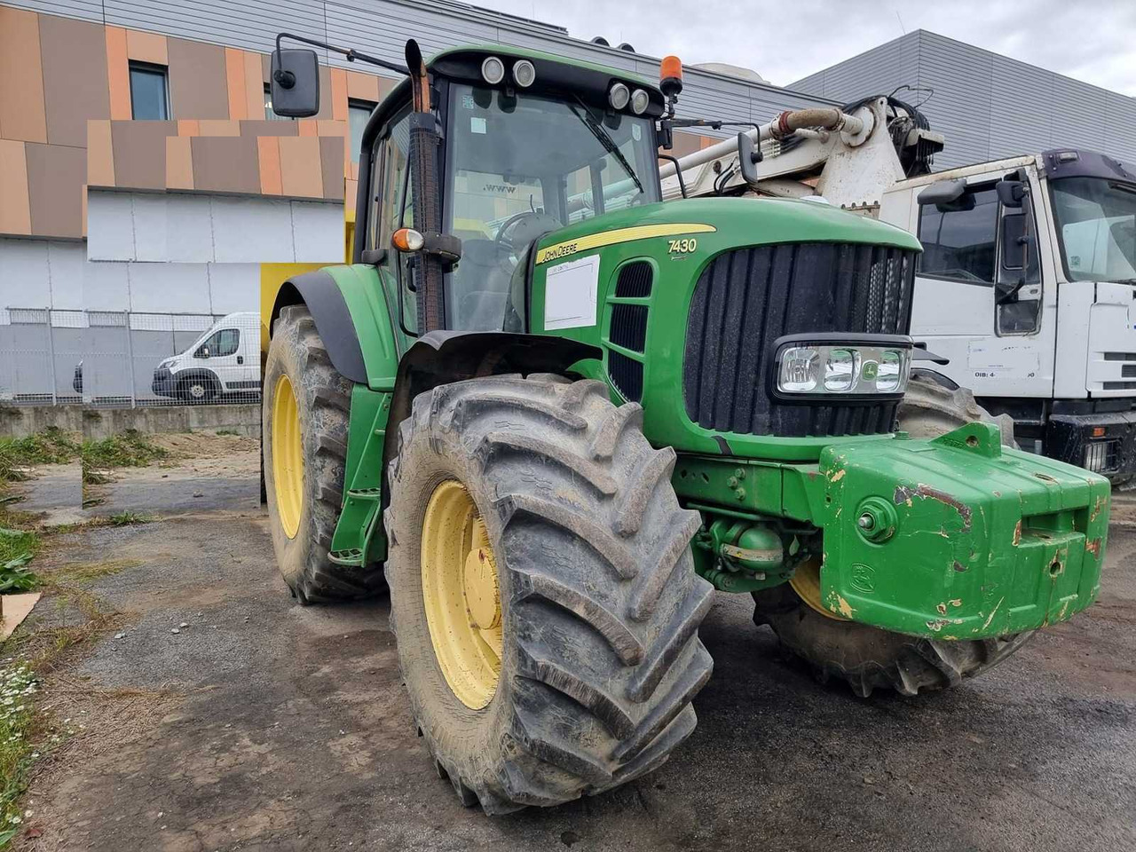 2009 -JOHN DEERE - 7430 MW2 CD44 - 4-WHEEL DRIVE TRACTOR - Трактор: фото 2 2009 -JOHN DEERE - 7430 MW2 CD44 - 4-WHEEL DRIVE TRACTOR - Трактор: фото 2