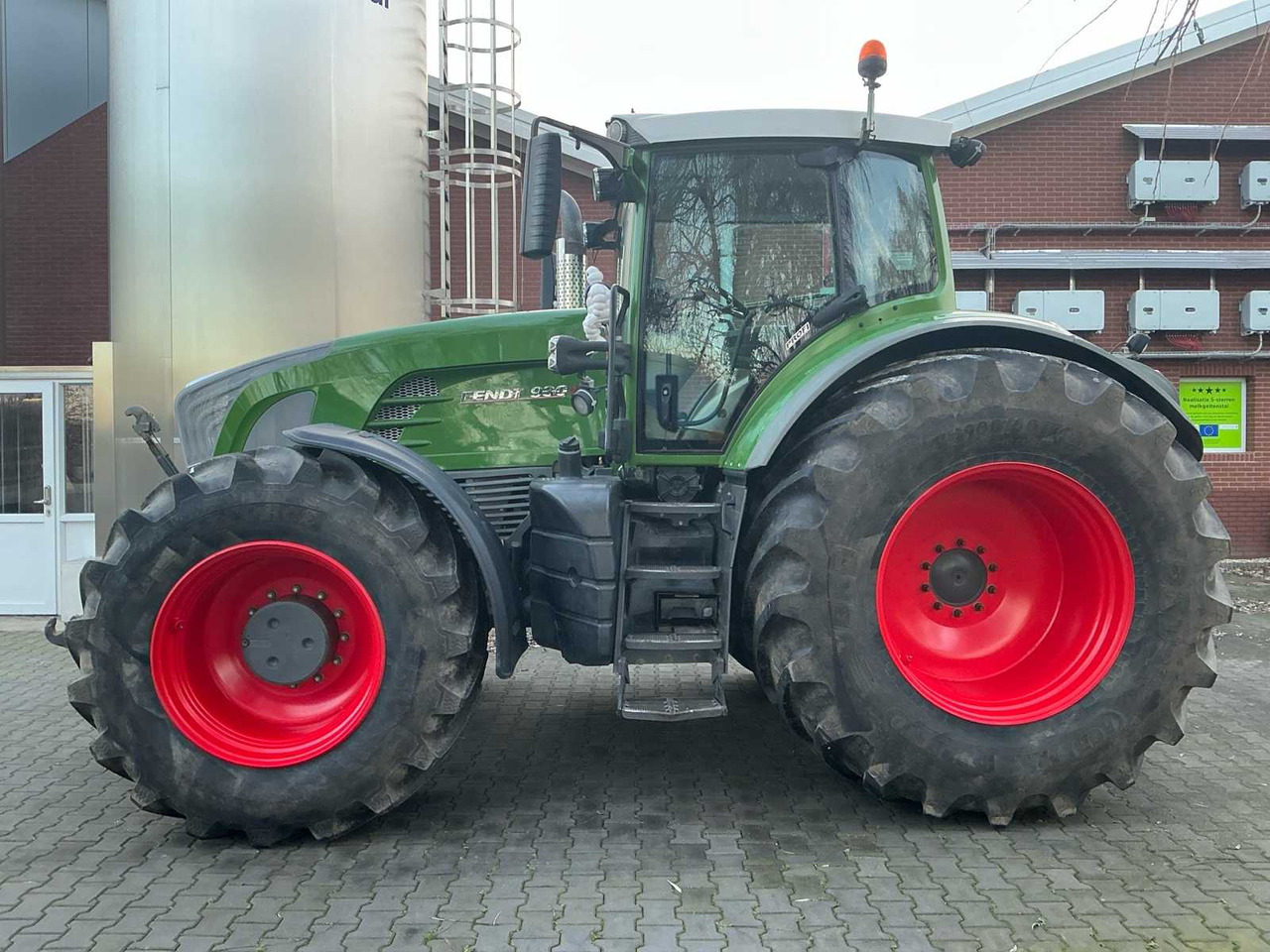 2010 FENDT 930 VARIO ALL-WHEEL DRIVE FARM TRACTOR - Трактор: фото 2 2010 FENDT 930 VARIO ALL-WHEEL DRIVE FARM TRACTOR - Трактор: фото 2