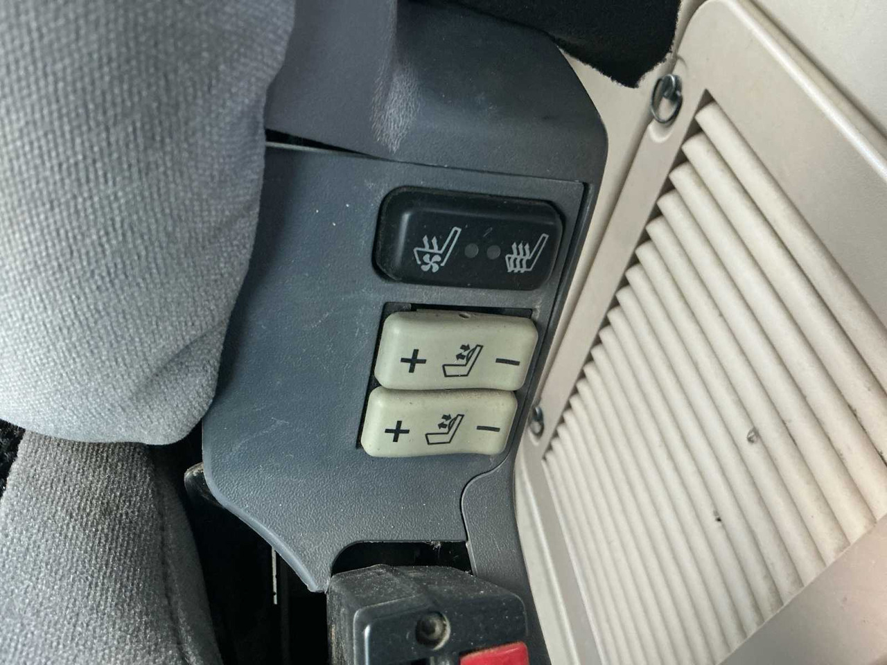 Трактор 2010 FENDT 930 VARIO ALL-WHEEL DRIVE FARM TRACTOR: фото 47