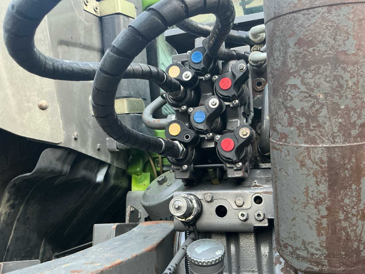 Трактор 2010 FENDT 930 VARIO ALL-WHEEL DRIVE FARM TRACTOR: фото 27