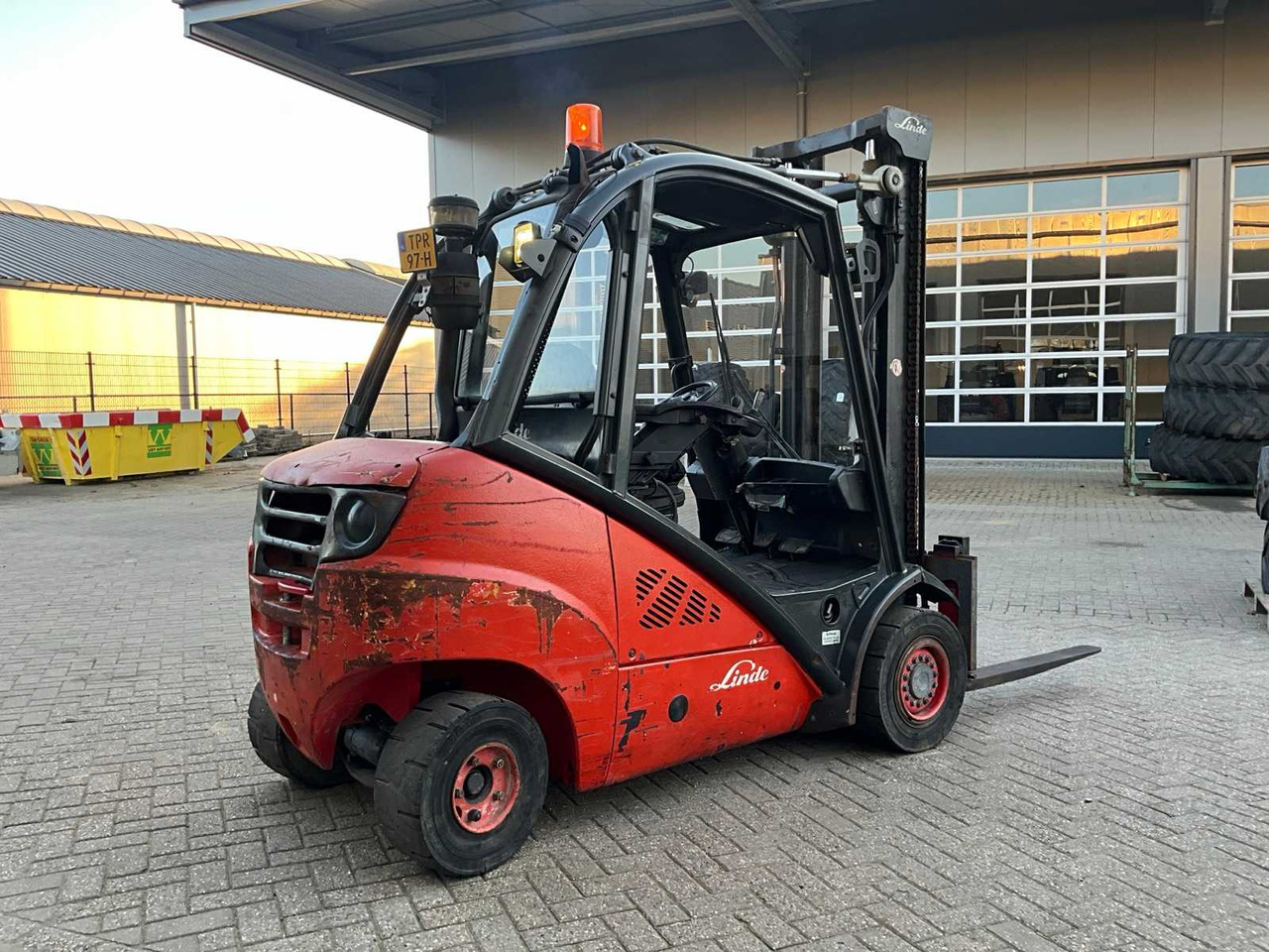 2010 LINDE H30D-01 FORKLIFT - Вилочный погрузчик: фото 3 2010 LINDE H30D-01 FORKLIFT - Вилочный погрузчик: фото 3