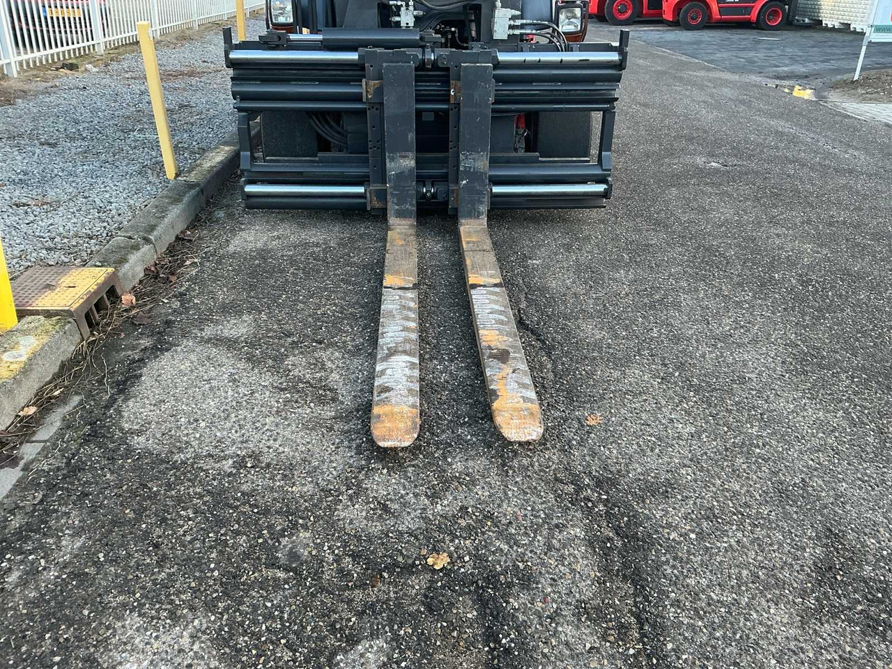 2010 LINDE H80D-01/900 FORKLIFT - Вилочный погрузчик: фото 2 2010 LINDE H80D-01/900 FORKLIFT - Вилочный погрузчик: фото 2