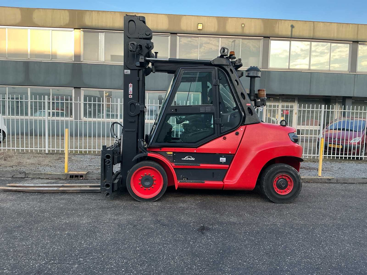 2010 LINDE H80D-01/900 FORKLIFT - Вилочный погрузчик: фото 4 2010 LINDE H80D-01/900 FORKLIFT - Вилочный погрузчик: фото 4