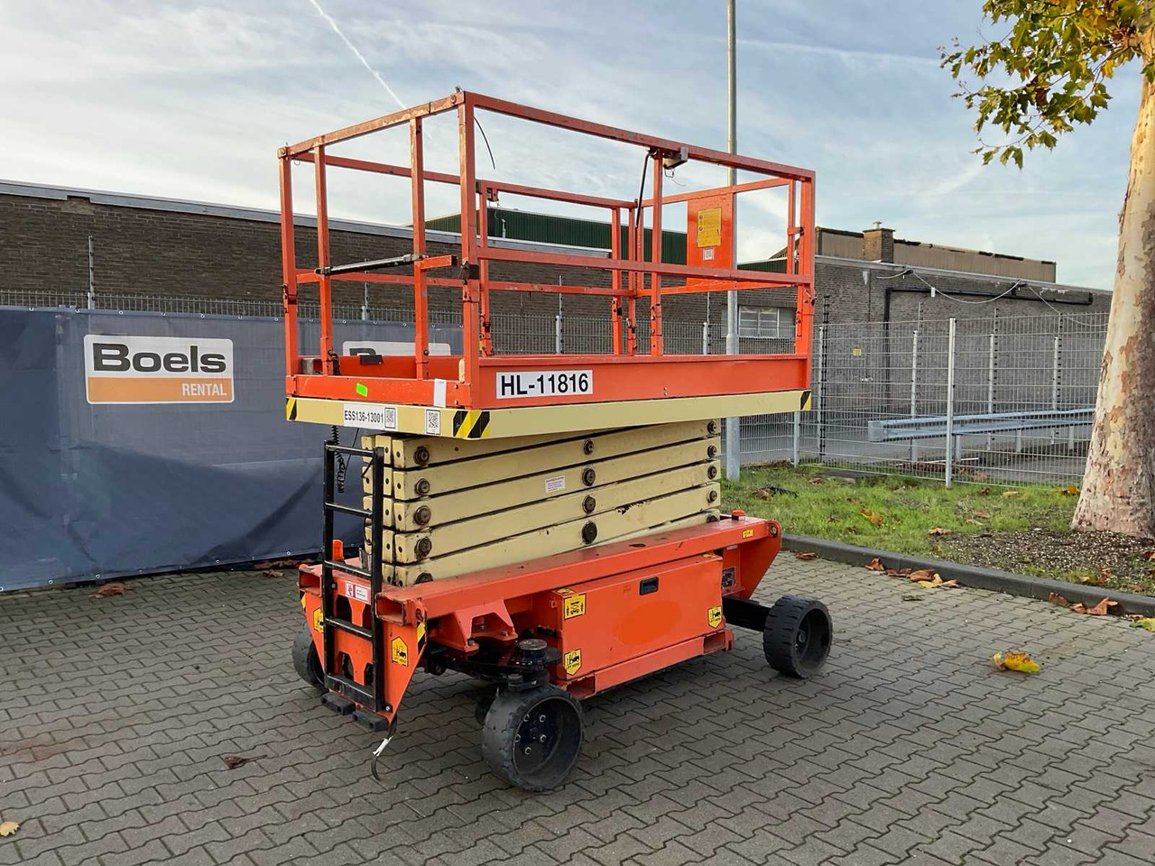 2013 HOLLAND LIFT HL-11816 AERIAL PLATFORM - Подъёмник: фото 3 2013 HOLLAND LIFT HL-11816 AERIAL PLATFORM - Подъёмник: фото 3