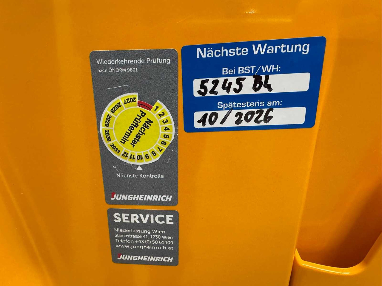 Вилочный погрузчик 2013 JUNGHEINRICH EJC220 2,000KG STACKER PALLET TRUCK ANT FREE LIFT: фото 18 Вилочный погрузчик 2013 JUNGHEINRICH EJC220 2,000KG STACKER PALLET TRUCK ANT FREE LIFT: фото 18