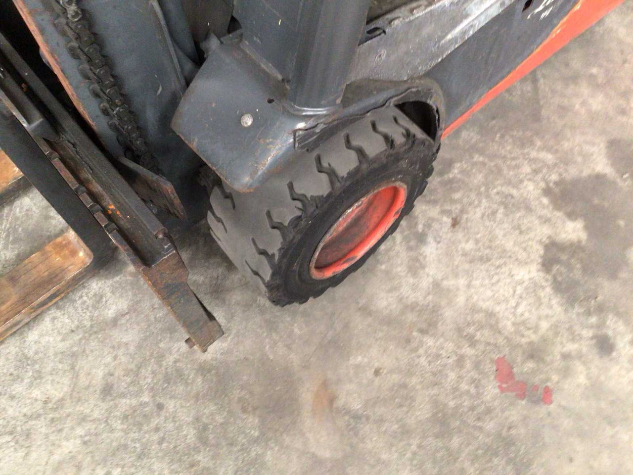 Вилочный погрузчик 2014 LINDE E18 FORKLIFT: фото 8 Вилочный погрузчик 2014 LINDE E18 FORKLIFT: фото 8