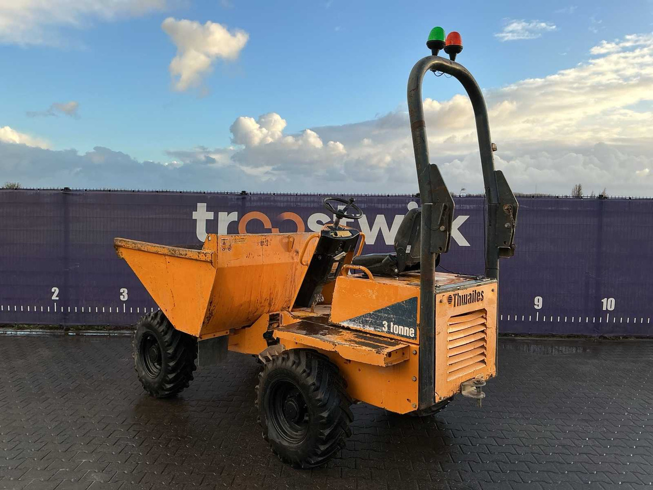 2014 THWAITES 3 TONNE DUMPER - Мини-самосвал: фото 3 2014 THWAITES 3 TONNE DUMPER - Мини-самосвал: фото 3