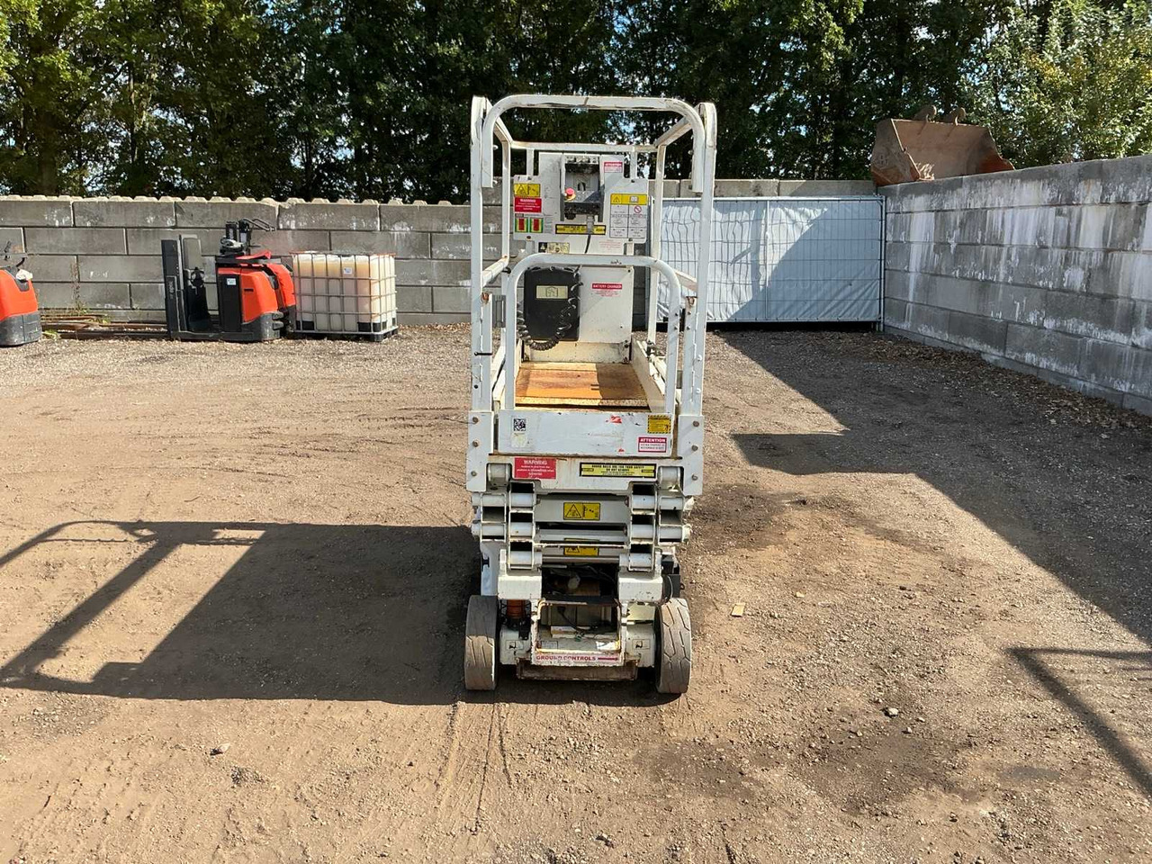 2015 JLG 1930ES SCISSOR LIFT - Подъёмник: фото 4 2015 JLG 1930ES SCISSOR LIFT - Подъёмник: фото 4