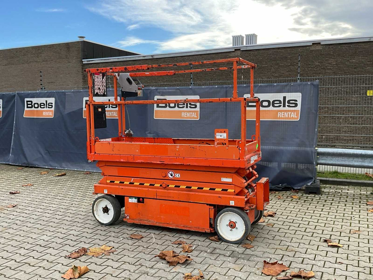 2015 SKYJACK SJ III 3220 AERIAL PLATFORM - Подъёмник: фото 2 2015 SKYJACK SJ III 3220 AERIAL PLATFORM - Подъёмник: фото 2