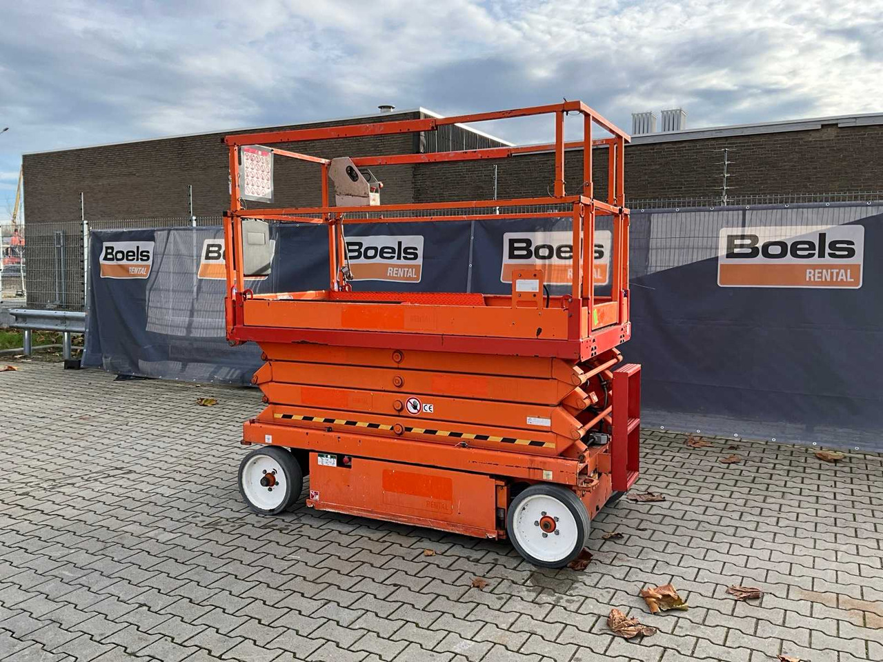 2015 SKYJACK SJ III 4626 AERIAL PLATFORM - Подъёмник: фото 2 2015 SKYJACK SJ III 4626 AERIAL PLATFORM - Подъёмник: фото 2