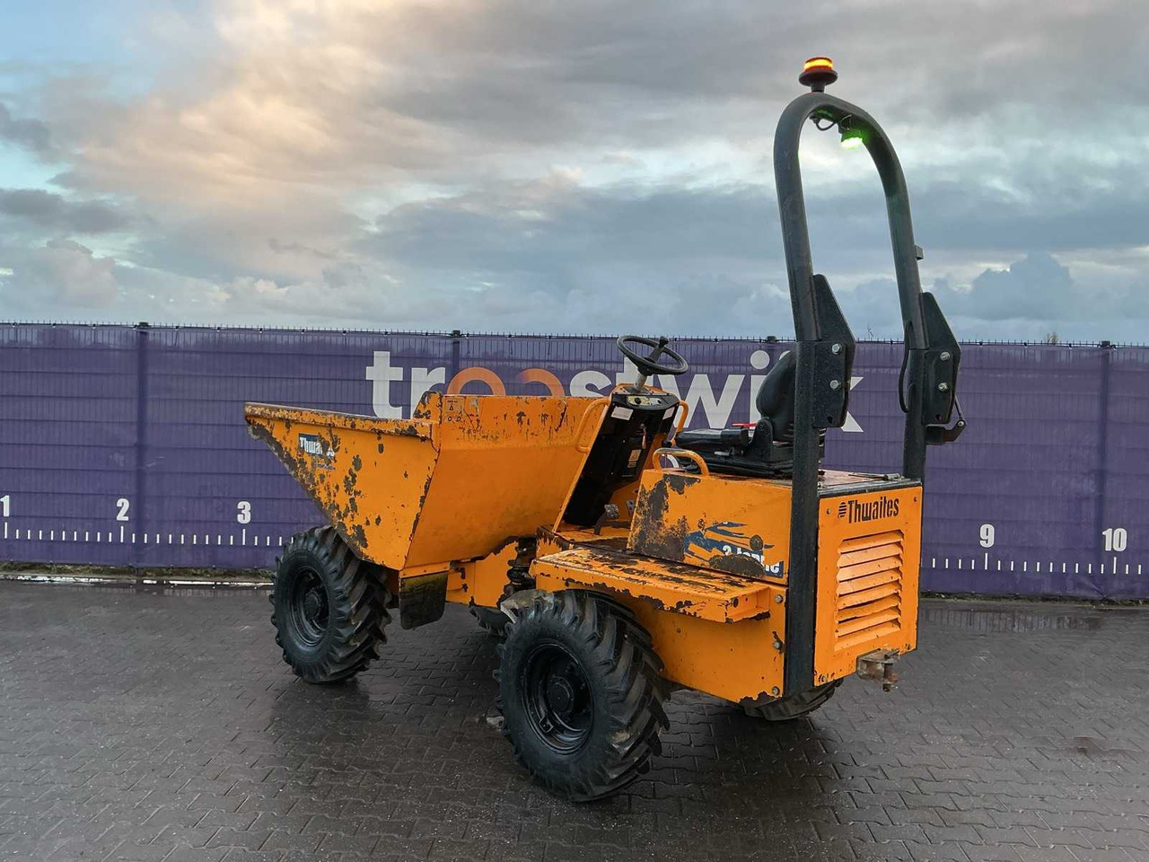 2016 THWAITES 3 TON DUMPER - Мини-самосвал: фото 4 2016 THWAITES 3 TON DUMPER - Мини-самосвал: фото 4