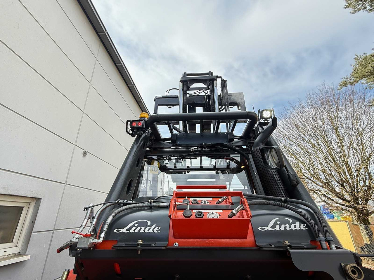 Вилочный погрузчик 2018 LINDE H80T H80 8,000KG GAS FORKLIFT FORKLIFT 3+4TH VALVE 9,232 HOURS.: фото 10 Вилочный погрузчик 2018 LINDE H80T H80 8,000KG GAS FORKLIFT FORKLIFT 3+4TH VALVE 9,232 HOURS.: фото 10