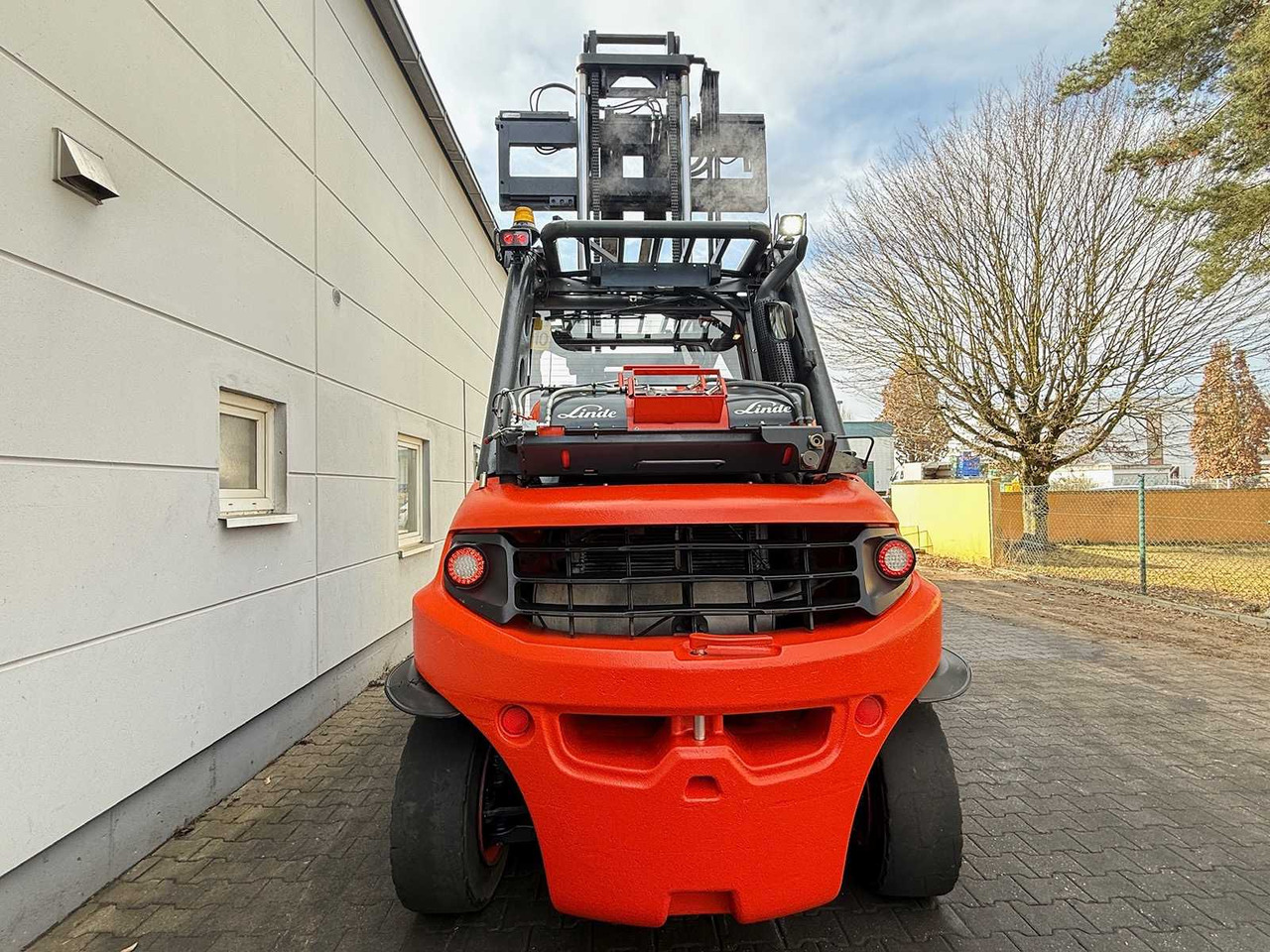 Вилочный погрузчик 2018 LINDE H80T H80 8,000KG GAS FORKLIFT FORKLIFT 3+4TH VALVE 9,232 HOURS.: фото 11 Вилочный погрузчик 2018 LINDE H80T H80 8,000KG GAS FORKLIFT FORKLIFT 3+4TH VALVE 9,232 HOURS.: фото 11