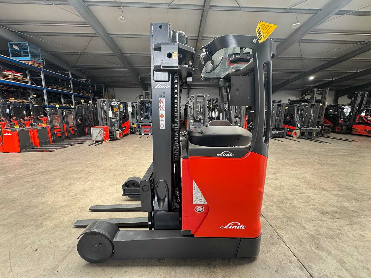 2018 LINDE R20 2,000KG TRIPLEX 505CM RAVAS SCALE ELECTRIC FORKLIFT REACH TRUCK - Вилочный погрузчик: фото 1 2018 LINDE R20 2,000KG TRIPLEX 505CM RAVAS SCALE ELECTRIC FORKLIFT REACH TRUCK - Вилочный погрузчик: фото 1
