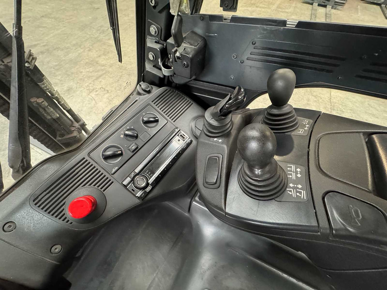 Вилочный погрузчик 2018 SERVICE + UVV 08/2026 LINDE E25 EVO KLIMA 3.+4.: фото 16