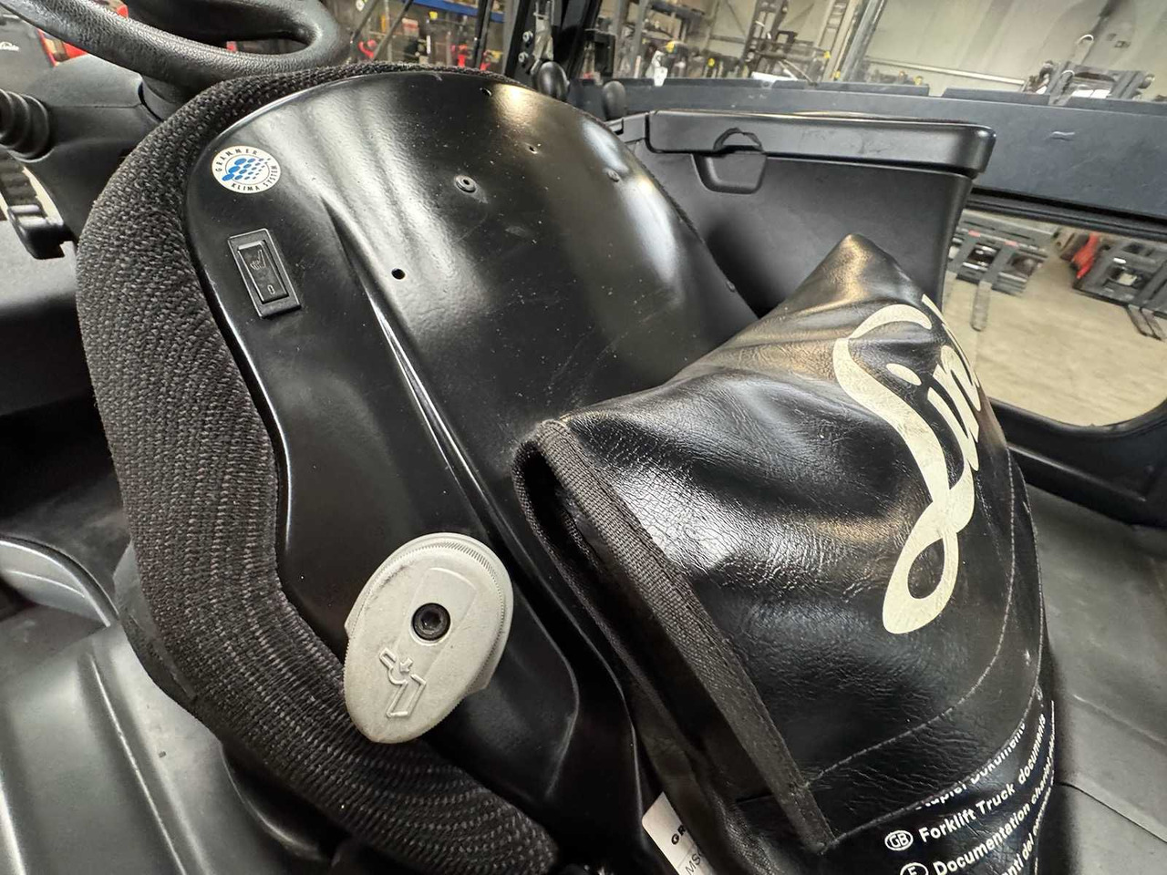 Вилочный погрузчик 2018 SERVICE + UVV 08/2026 LINDE E25 EVO KLIMA 3.+4.: фото 17