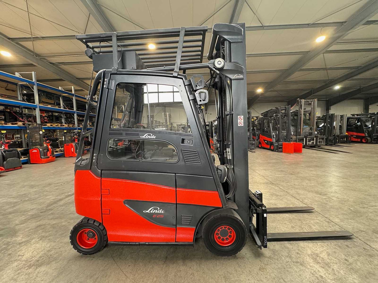 Вилочный погрузчик 2018 SERVICE + UVV 08/2026 LINDE E25 EVO KLIMA 3.+4.: фото 8