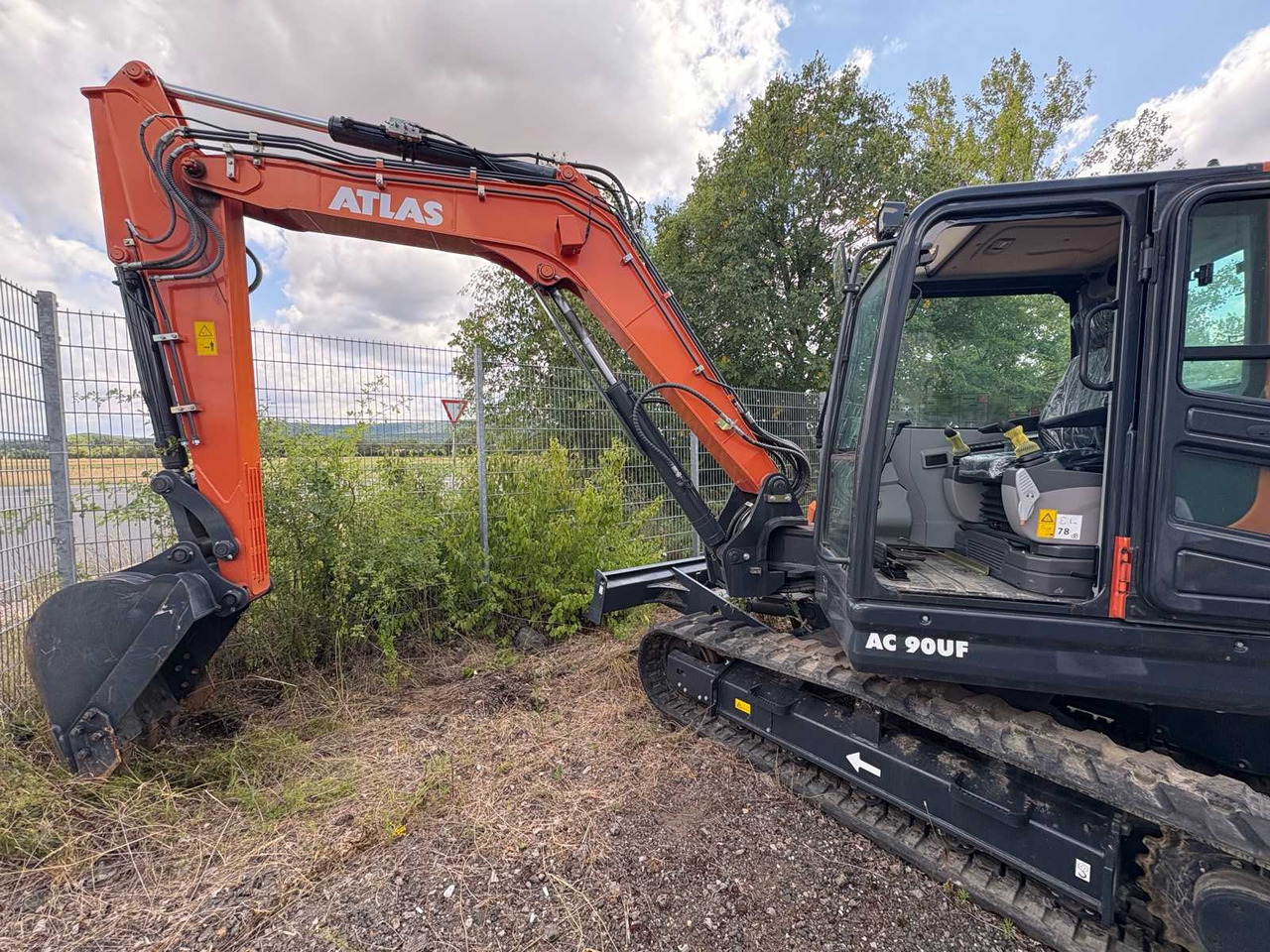 ATLAS KOMPAKT GmbH AC 90Uf - Гусеничный экскаватор: фото 5 ATLAS KOMPAKT GmbH AC 90Uf - Гусеничный экскаватор: фото 5