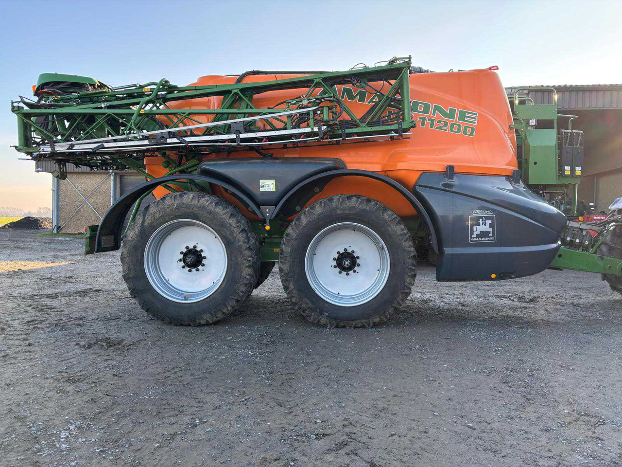 Amazone UX11200 - Опрыскиватель: фото 2 Amazone UX11200 - Опрыскиватель: фото 2