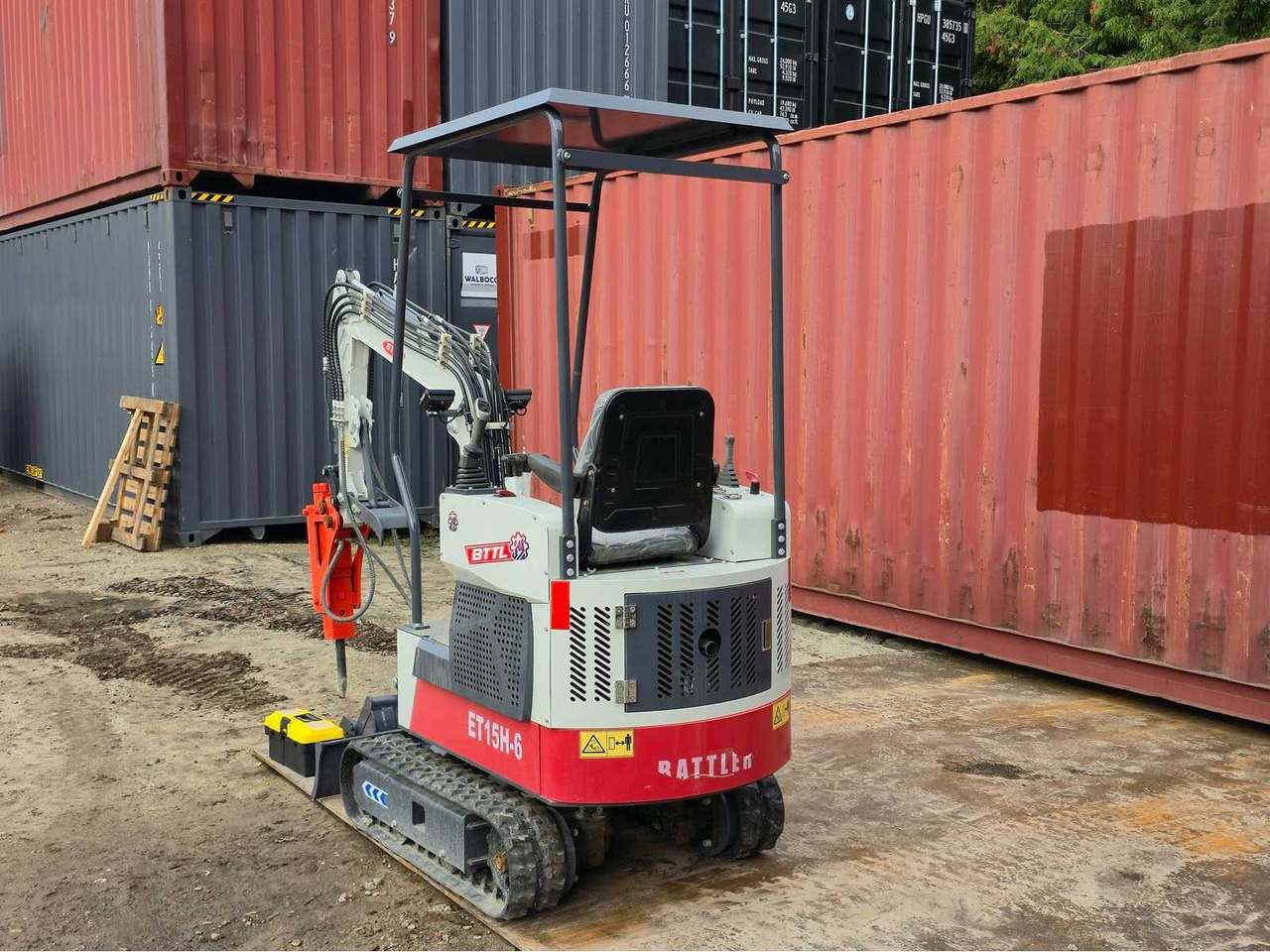BTTL ET15H-6 - Мини-экскаватор: фото 2 BTTL ET15H-6 - Мини-экскаватор: фото 2