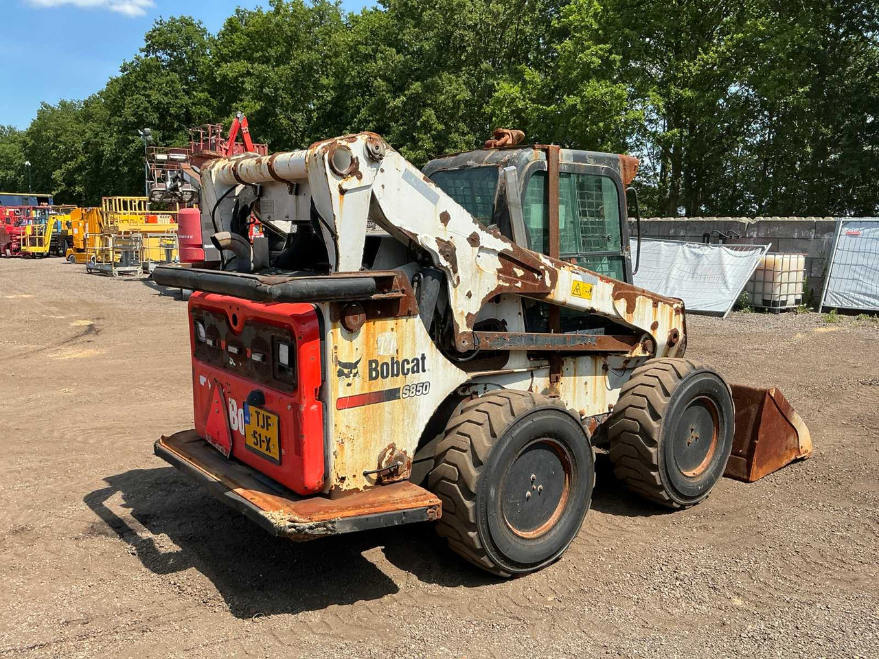 Bobcat S850 - Мини-погрузчик с бортовым поворотом: фото 4 Bobcat S850 - Мини-погрузчик с бортовым поворотом: фото 4