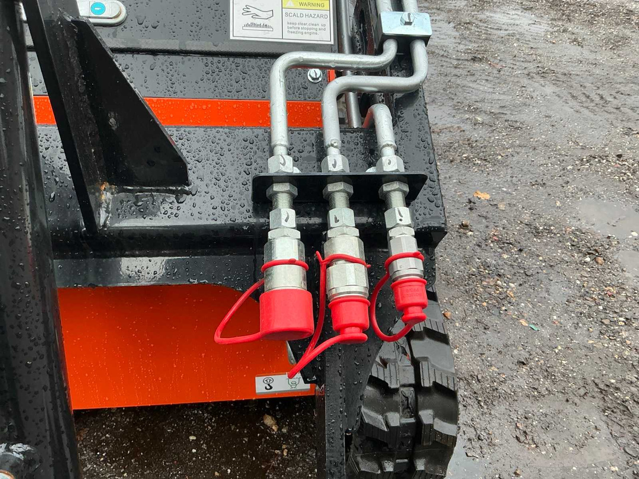 Мини-погрузчик с бортовым поворотом Captok 36C: фото 17