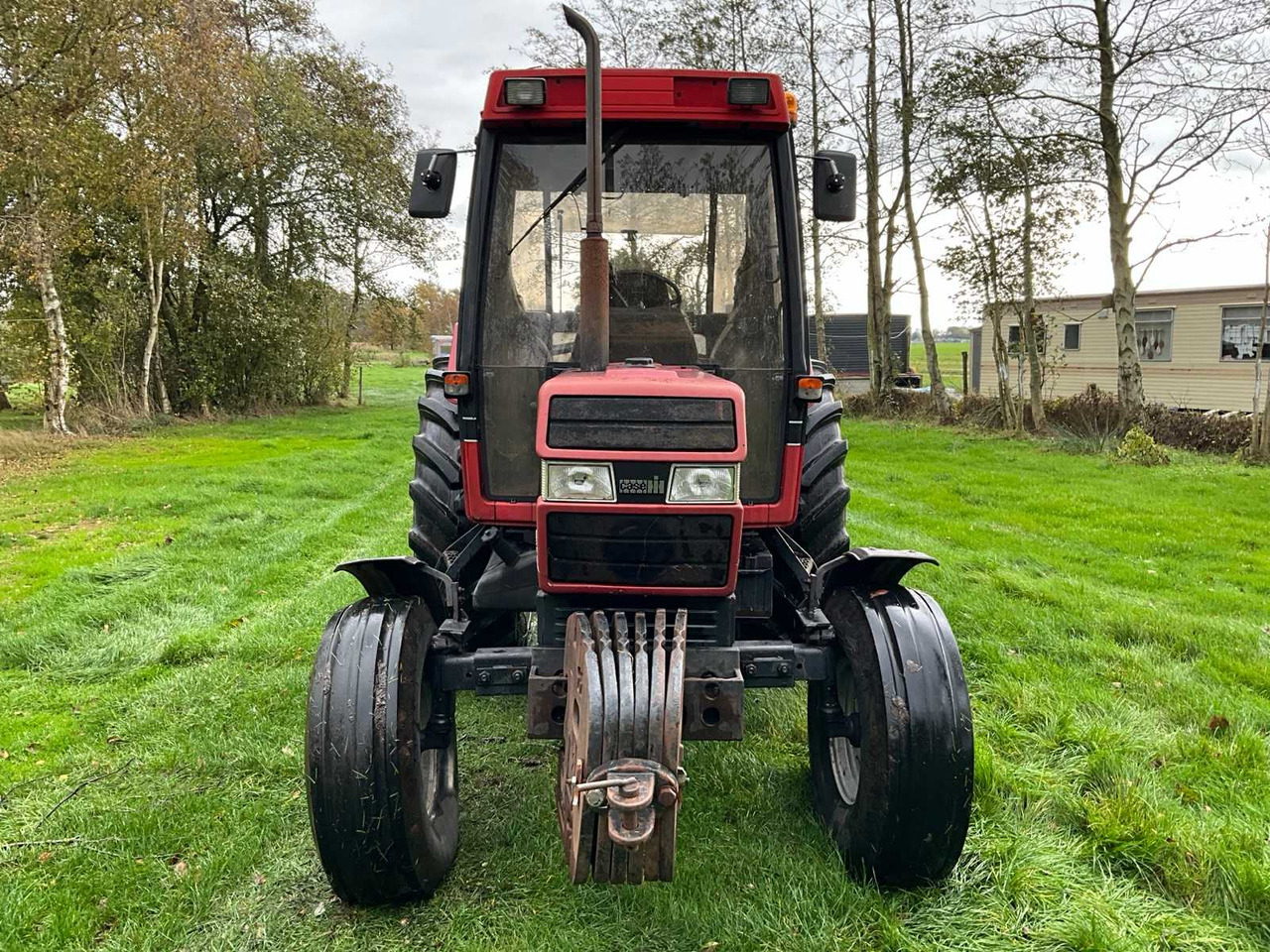 Case international 695 XL - Трактор: фото 3 Case international 695 XL - Трактор: фото 3