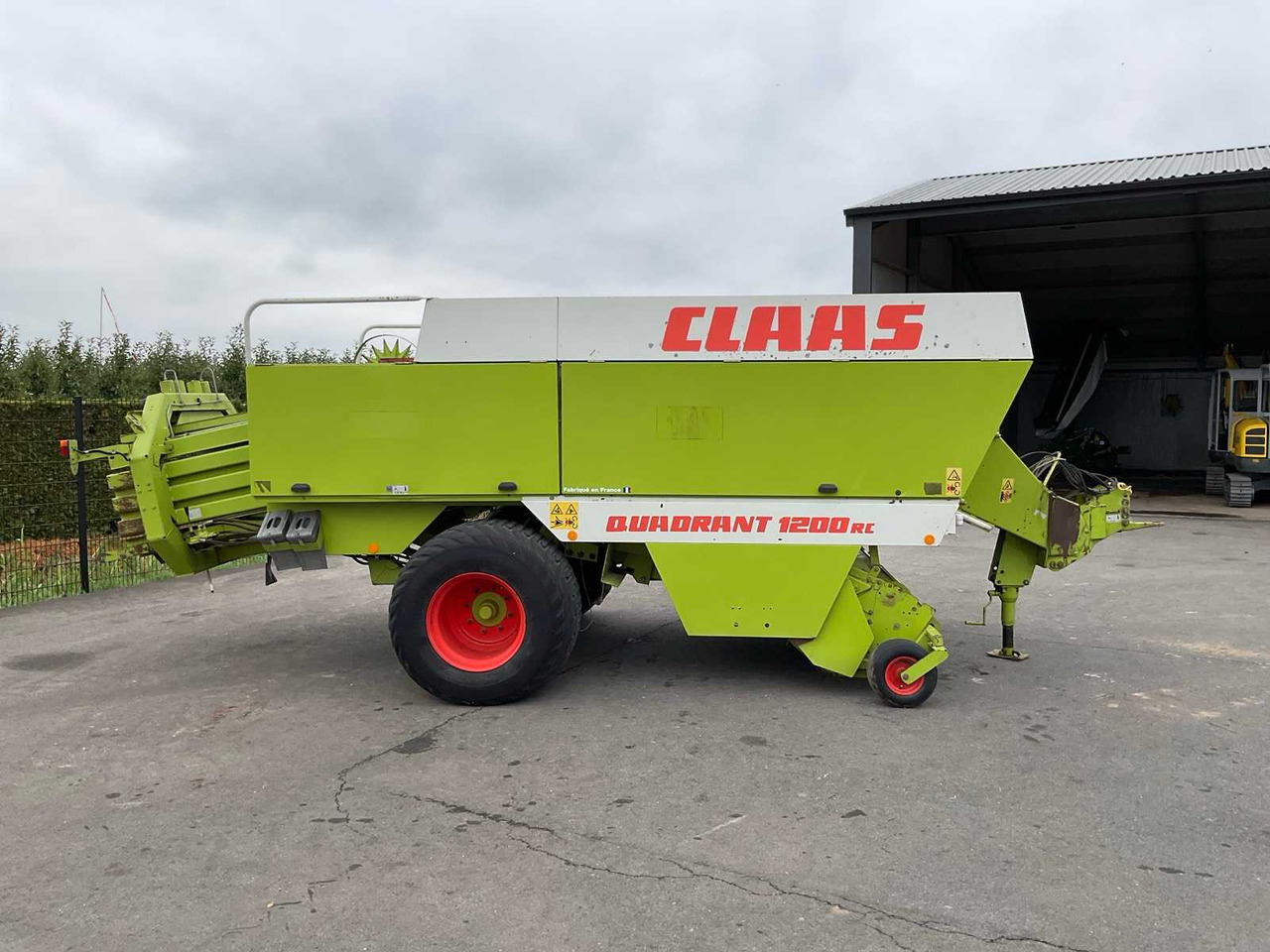 Claas Quadrant 1200 RC - Пресс-подборщик тюковый: фото 4 Claas Quadrant 1200 RC - Пресс-подборщик тюковый: фото 4