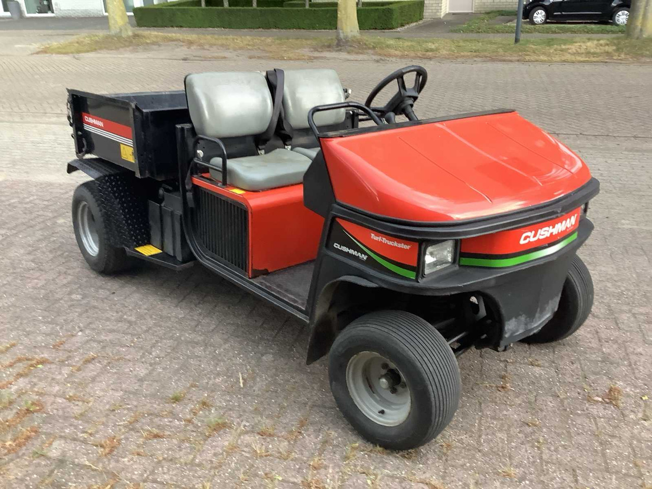 Cushman Turf truckstelsel - Внедорожный самосвал: фото 2 Cushman Turf truckstelsel - Внедорожный самосвал: фото 2