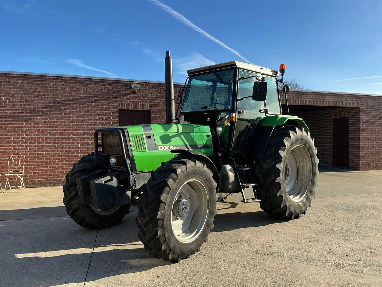 DEUTZ-FAHR DX6.06 ALL-WHEEL DRIVE AGRICULTURAL TRACTOR - Трактор: фото 1 DEUTZ-FAHR DX6.06 ALL-WHEEL DRIVE AGRICULTURAL TRACTOR - Трактор: фото 1