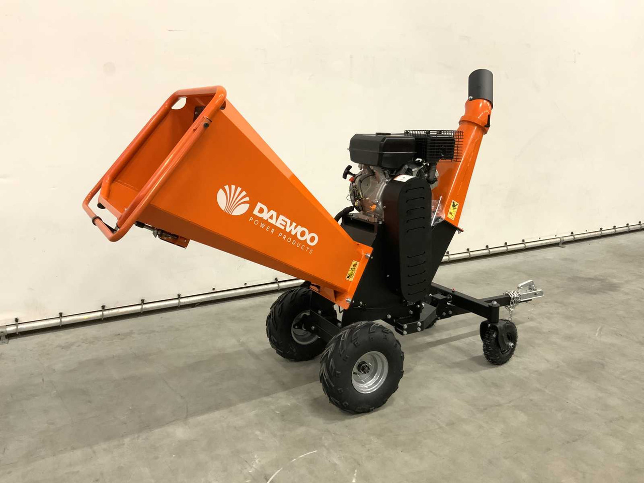 Daewoo DWFKCC350PRO - Измельчитель древесины: фото 1 Daewoo DWFKCC350PRO - Измельчитель древесины: фото 1