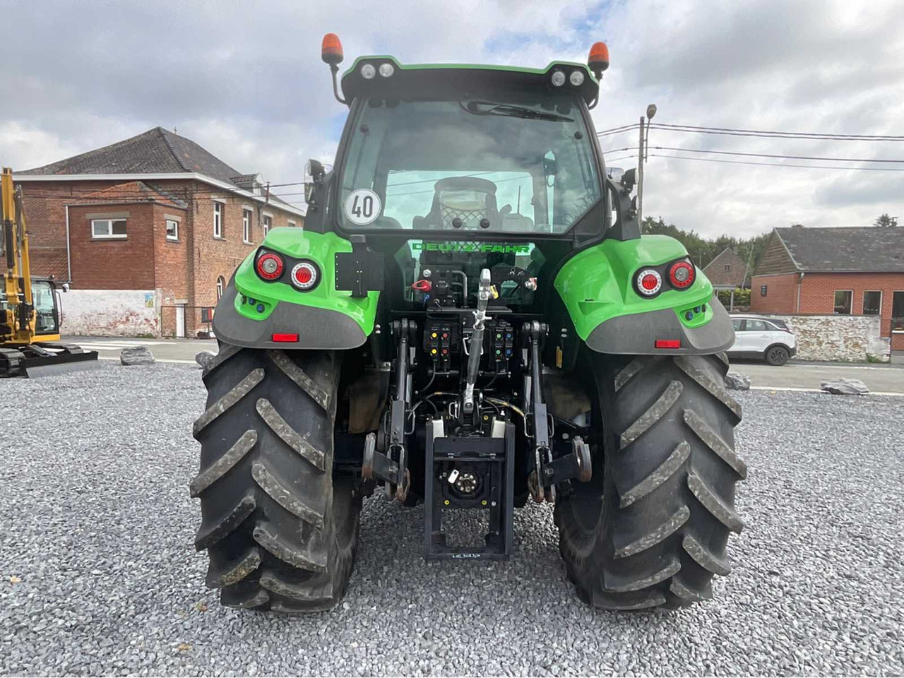 Deutz-Fahr Agrotron 6155 - Трактор: фото 4 Deutz-Fahr Agrotron 6155 - Трактор: фото 4