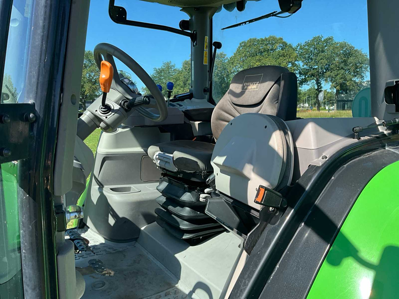 Трактор Deutz-fahr 6125 C TTV: фото 34