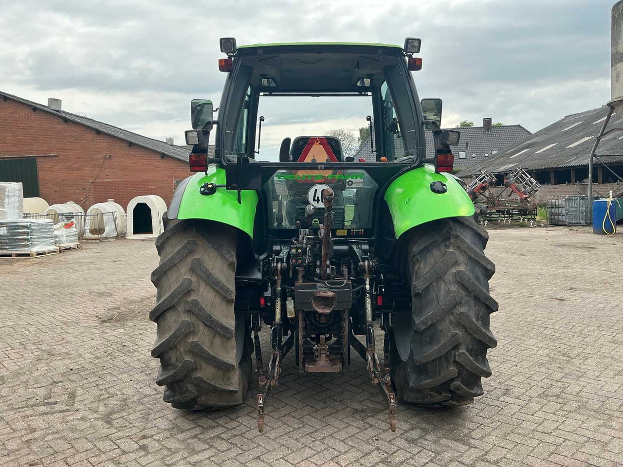 Deutz-fahr Agrotron 100 - Трактор: фото 4 Deutz-fahr Agrotron 100 - Трактор: фото 4