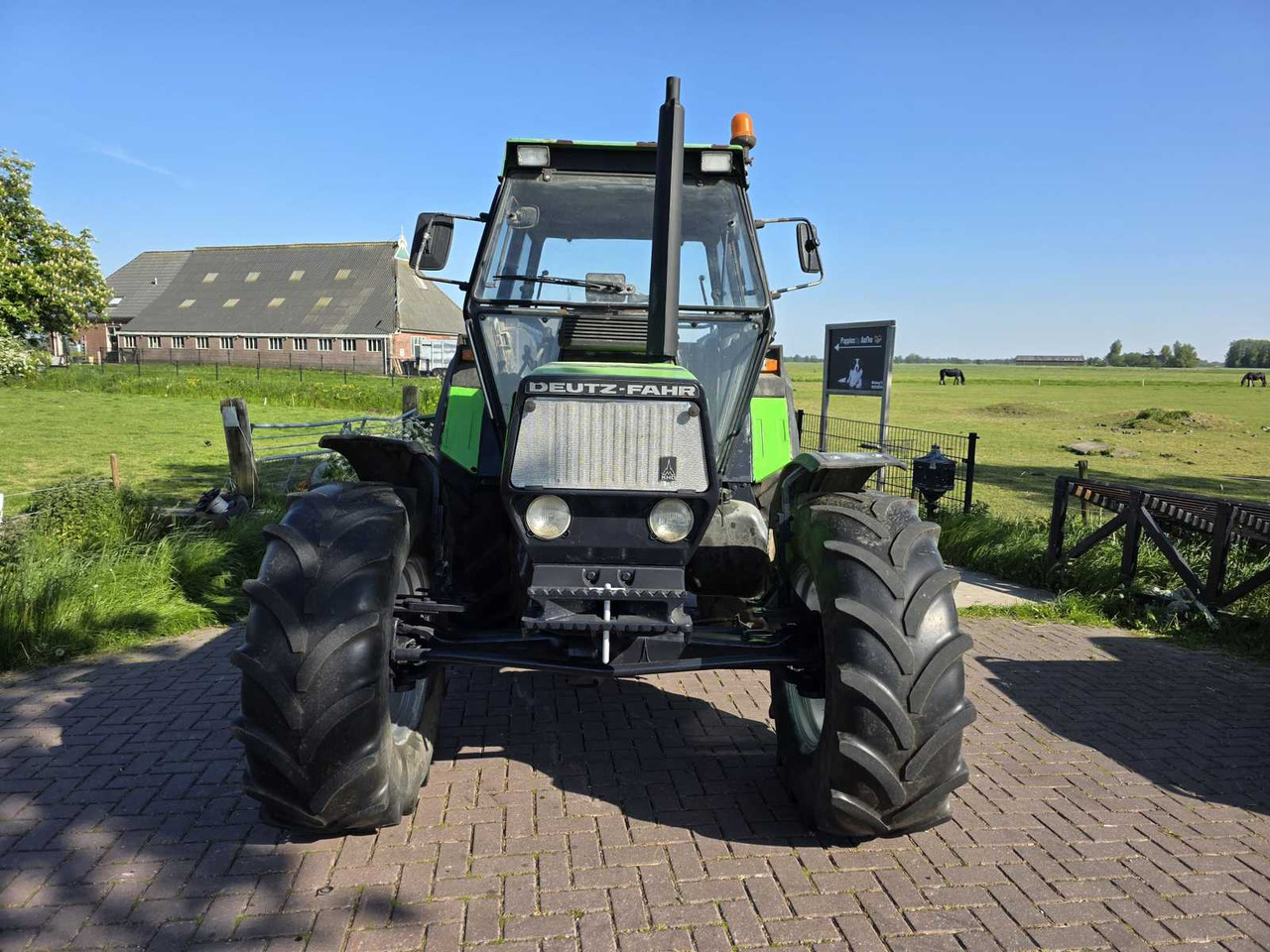 Deutz-fahr DX 4.20SE - Трактор: фото 3 Deutz-fahr DX 4.20SE - Трактор: фото 3