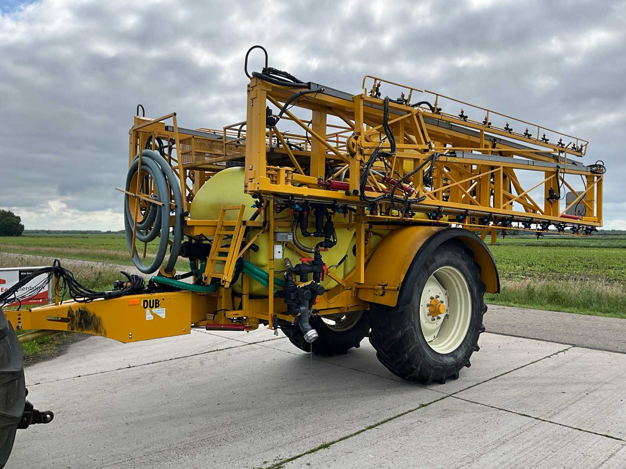 Dubex MENTOR 9804 - Опрыскиватель: фото 1 Dubex MENTOR 9804 - Опрыскиватель: фото 1