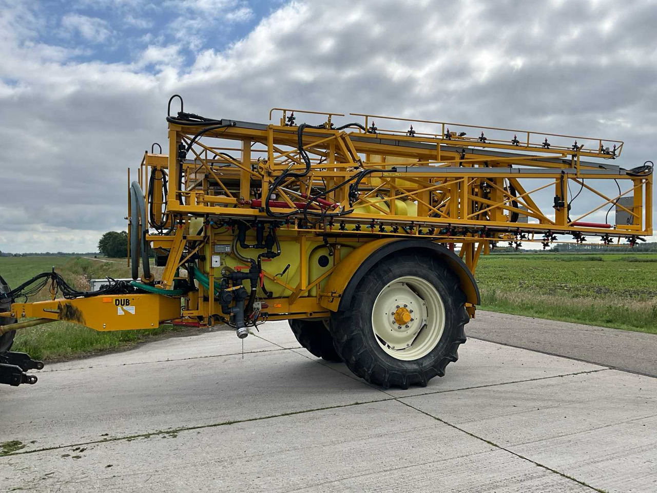 Dubex MENTOR 9804 - Опрыскиватель: фото 2 Dubex MENTOR 9804 - Опрыскиватель: фото 2