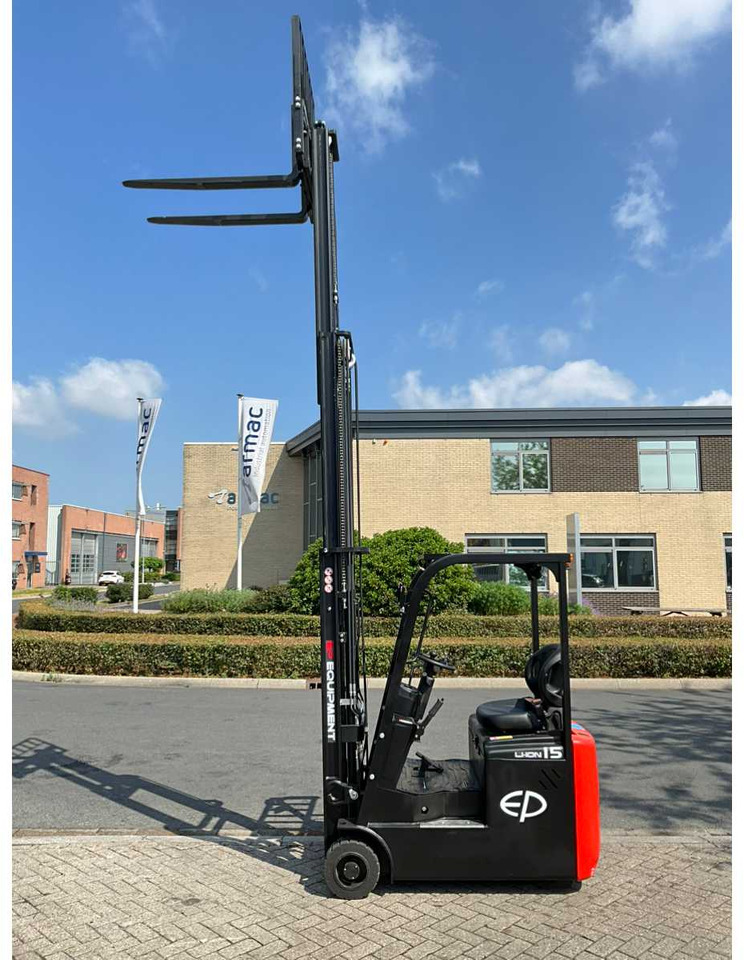 Вилочный погрузчик EP EFS 151 - 4.35 METER TRIPLEX, LI-ION, FREE-LIFT, SIDE-SHIFT - FORKLIFT: фото 10 Вилочный погрузчик EP EFS 151 - 4.35 METER TRIPLEX, LI-ION, FREE-LIFT, SIDE-SHIFT - FORKLIFT: фото 10