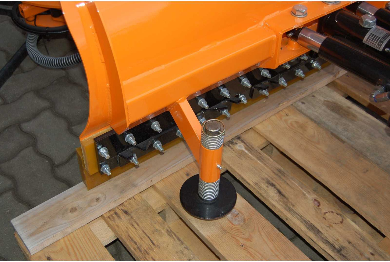 Ecotech EPK2-130 - Отвал для снега: фото 4 Ecotech EPK2-130 - Отвал для снега: фото 4