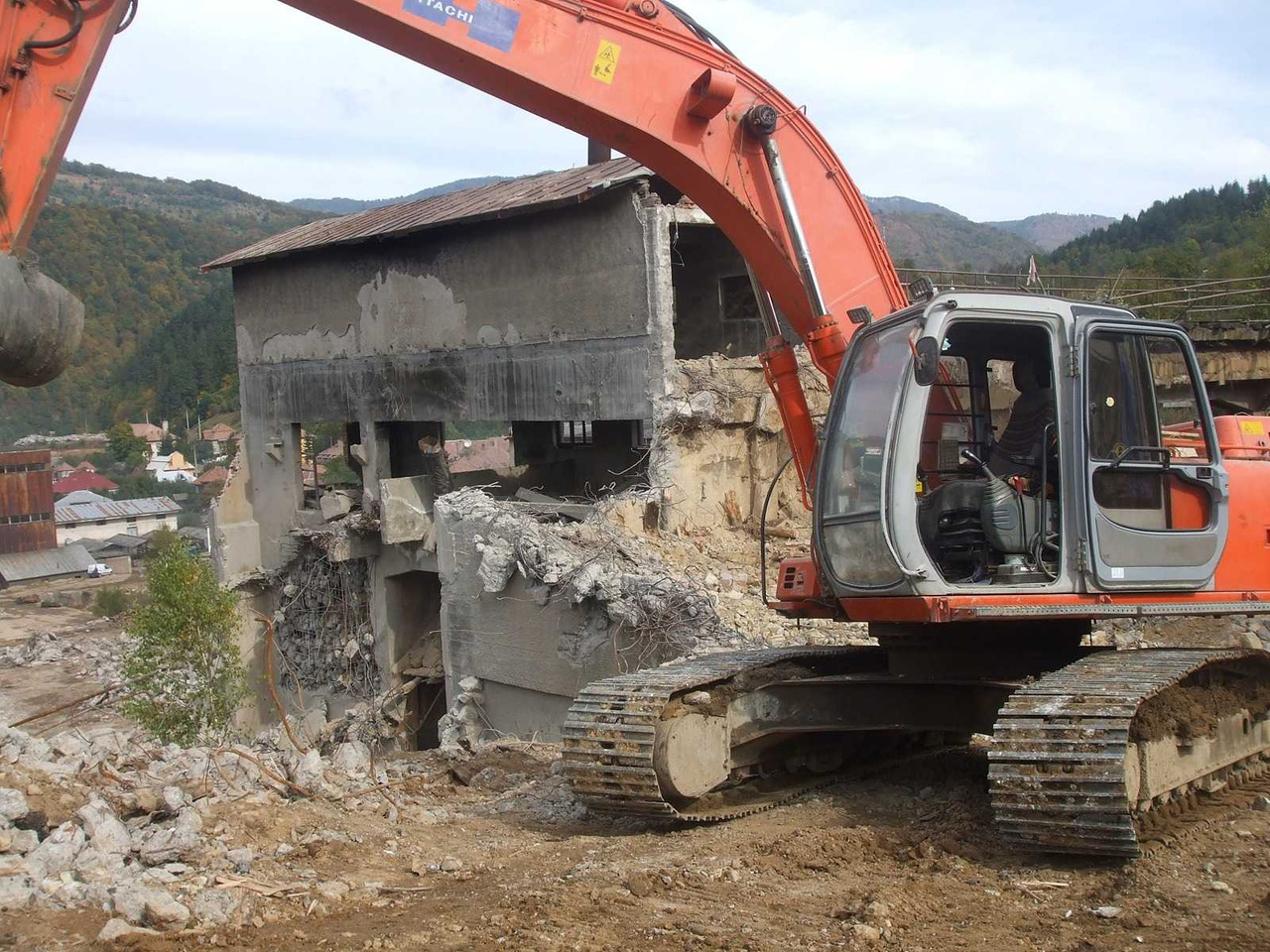 FIAT HITACHI - Гусеничный экскаватор: фото 1 FIAT HITACHI - Гусеничный экскаватор: фото 1