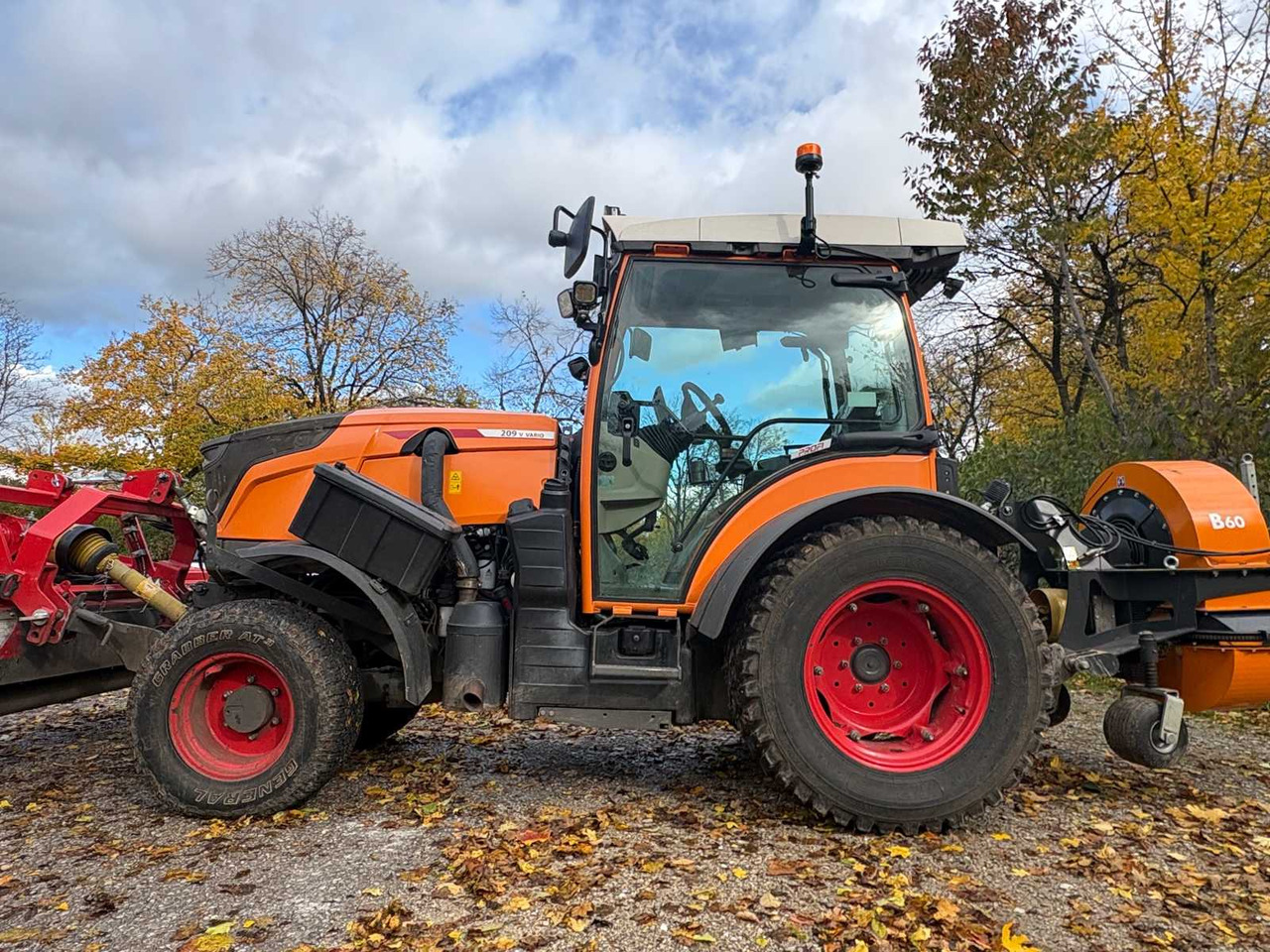 Fendt 209 V Vario - Трактор: фото 2 Fendt 209 V Vario - Трактор: фото 2