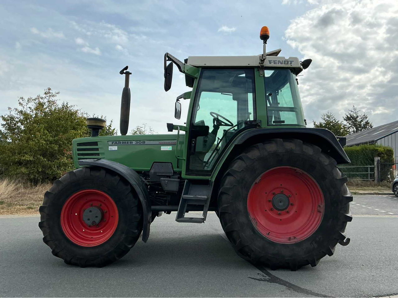 Fendt Farmer 308 Turbomatik - Трактор: фото 2 Fendt Farmer 308 Turbomatik - Трактор: фото 2
