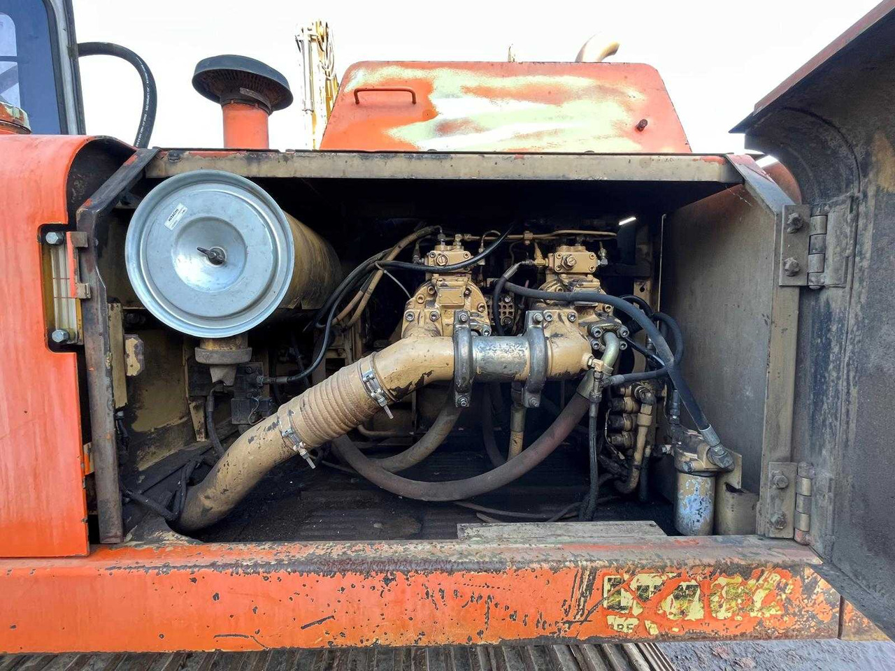 Гусеничный экскаватор Fiat Hitachi FH 200 LC: фото 12