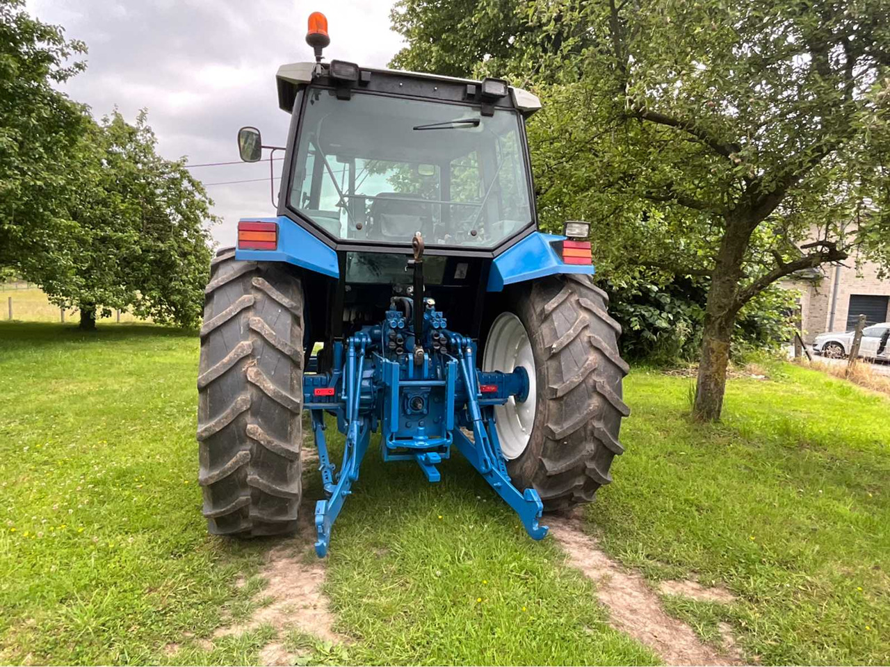 Ford 8340 - Трактор: фото 4 Ford 8340 - Трактор: фото 4