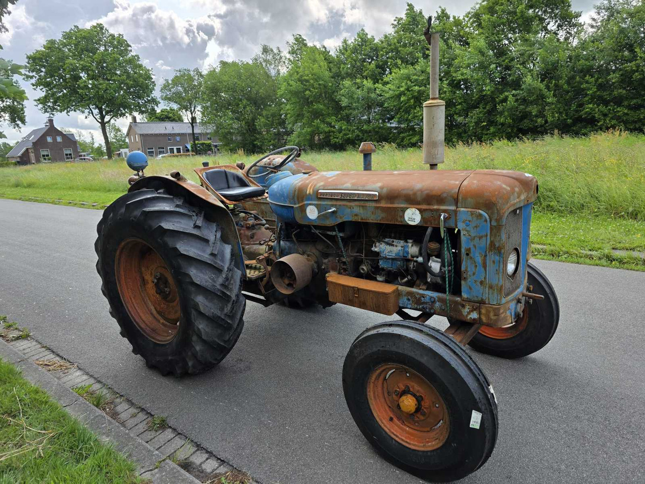 Fordson Super Major - Трактор: фото 3 Fordson Super Major - Трактор: фото 3