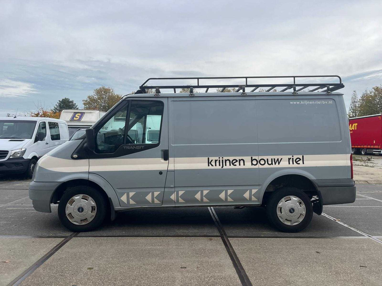 FORD TRANSIT 260S 2.2 TDCI ECONOMY EDITION | 7-VPK-29 - Фургон: фото 3 FORD TRANSIT 260S 2.2 TDCI ECONOMY EDITION | 7-VPK-29 - Фургон: фото 3