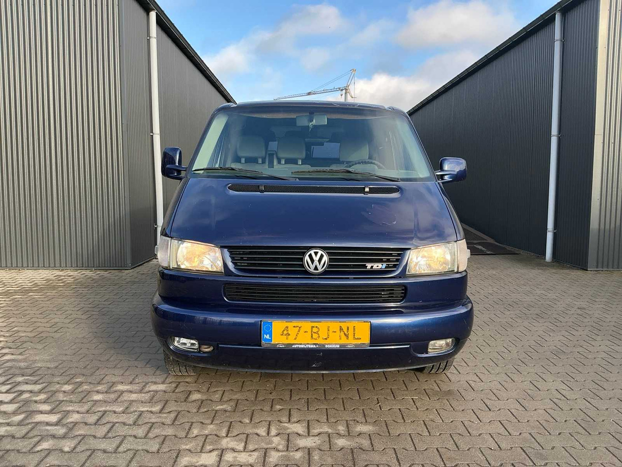 VOLKSWAGEN TRANSPORTER T4 2.5 TDI 'WISEACRE' DC COMMERCIAL VEHICLE - Фургон: фото 5 VOLKSWAGEN TRANSPORTER T4 2.5 TDI 'WISEACRE' DC COMMERCIAL VEHICLE - Фургон: фото 5