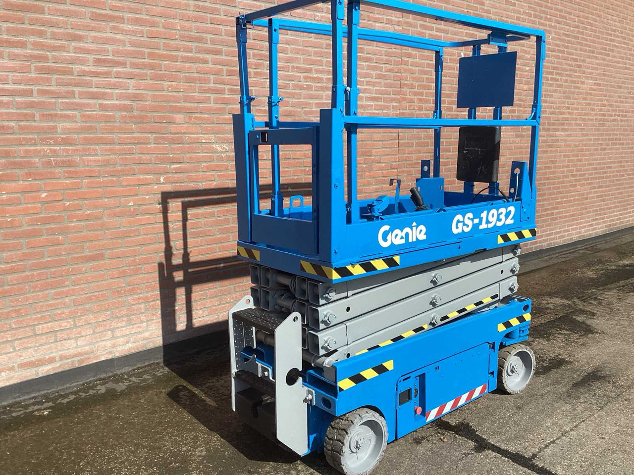 GENIE GS-1932 - Подъёмник: фото 4 GENIE GS-1932 - Подъёмник: фото 4